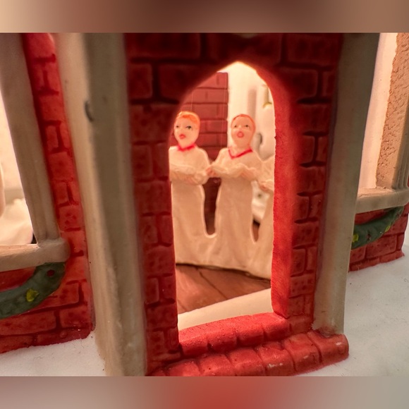 Holiday expressions in original box hand painted 3-D porcelain lighted church - Picture 10 of 16